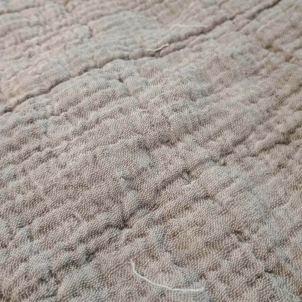 Pottery Barn Gray Cloud Quilt + 2 Euro Shams